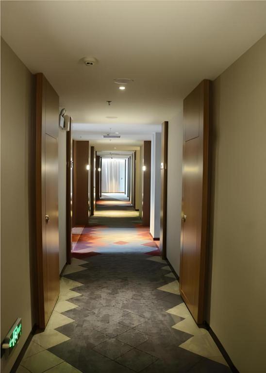 Imagen de la galería de Borrman Hotel Zhanjiang Xuwen Port Terminal, en Xuwen