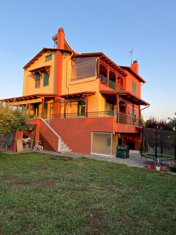 O edifício em que a casa de temporada se localiza