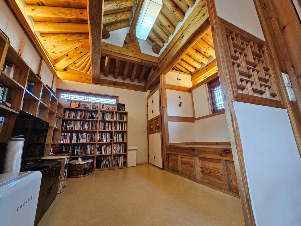 Chaehyodang Hanok Stay photo