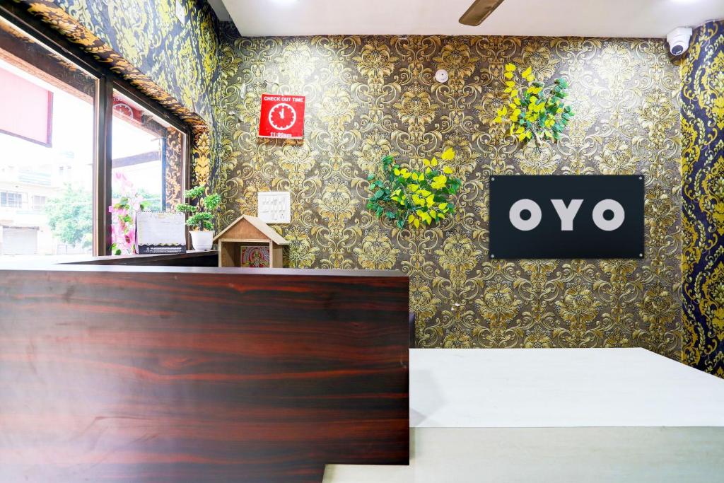 Postel nebo postele na pokoji v ubytování Hotel O Rewansh in