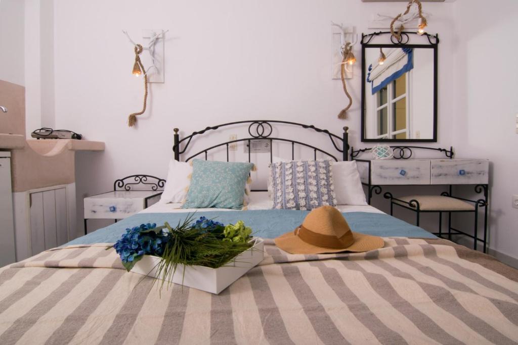 TERRA FOS NAXOS STUDIOS - 13