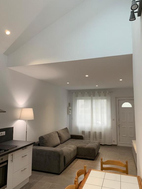 Photo de la galerie de l'établissement Maisonnette proche plage, à Ciboure