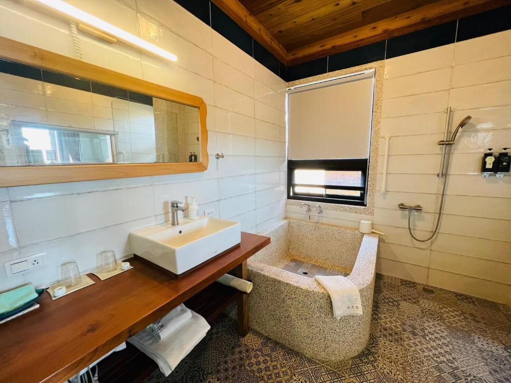 Kenting COMIC B&B&SPRING的一间浴室