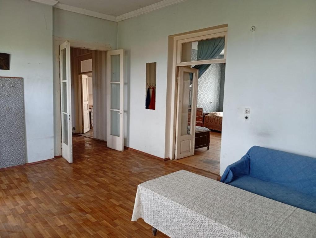 Posezení v ubytování Lorenzo Budget Hostel