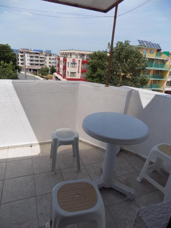 Balkón nebo terasa v ubytování Rali Apartments