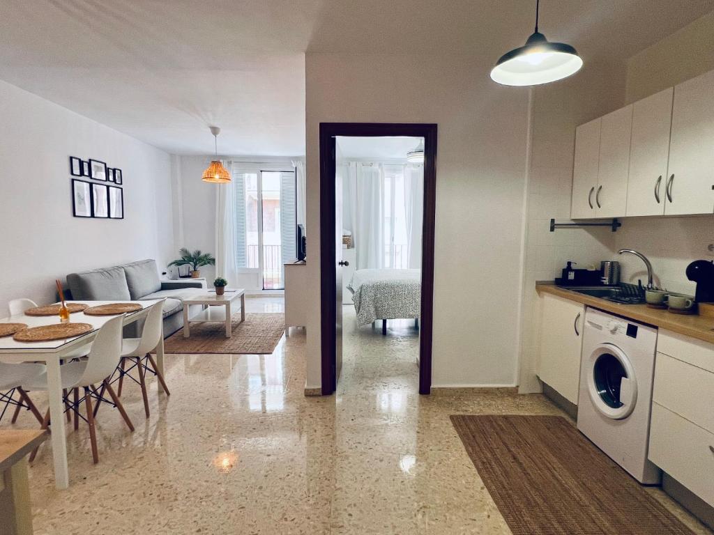 Dapur atau dapur kecil di Apartamento Banda Playa