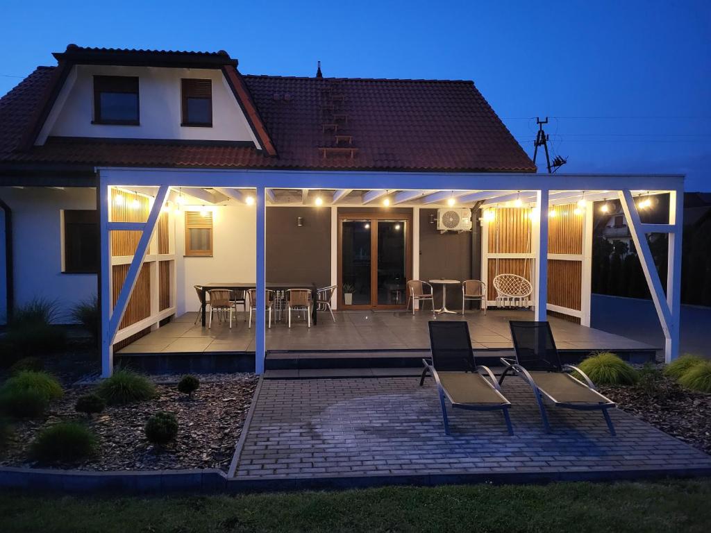 Budova, v ktorej sa vila nachádza