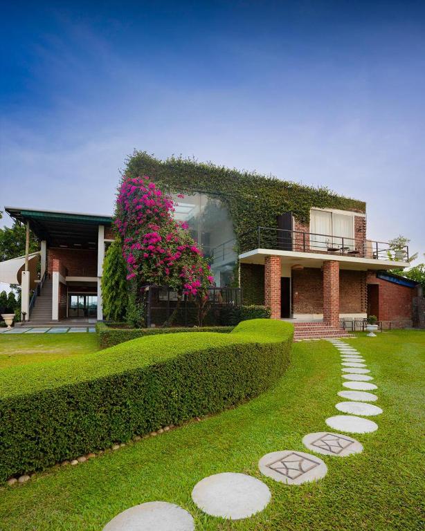 Skylight Villa, Krishibari Estates