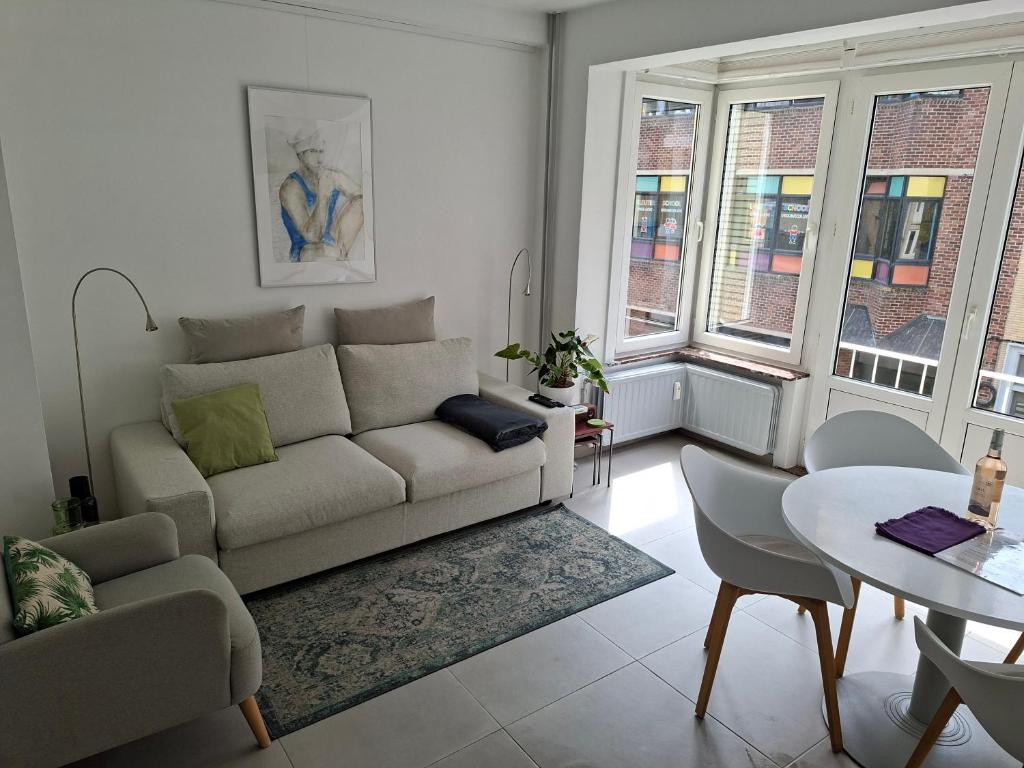 Khu vực ghế ngồi tại Chez Koen