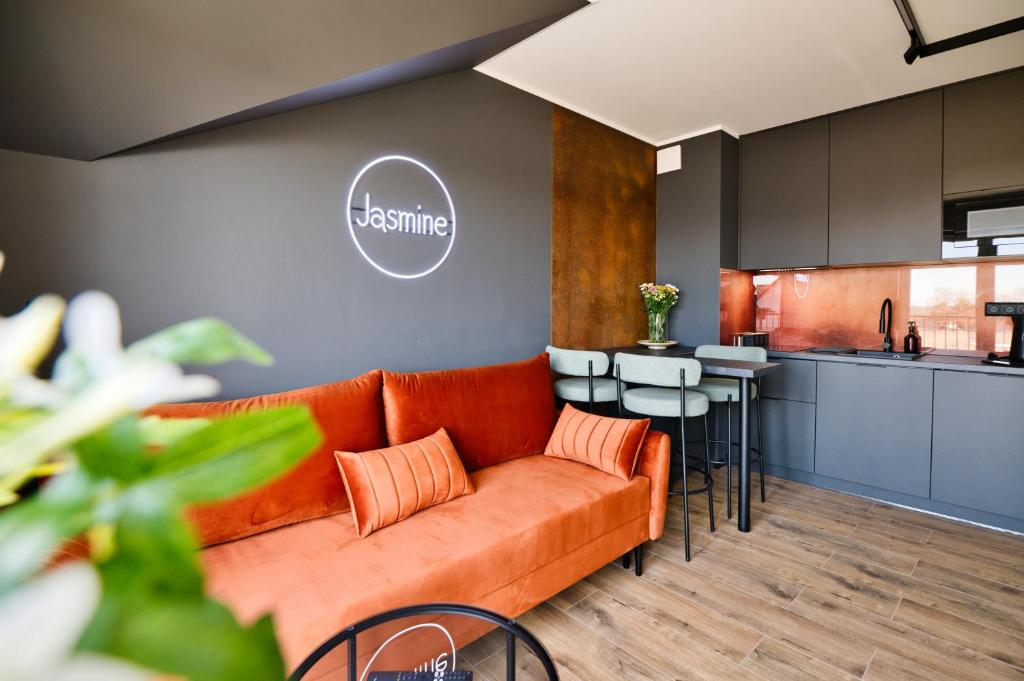 Jasmine by Housine - 12