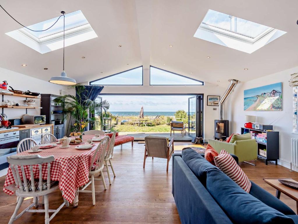 Posezení v ubytování 2 Bed in Whitstable WCC19