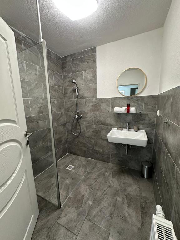 Ένα μπάνιο στο Apartment Oberleins III