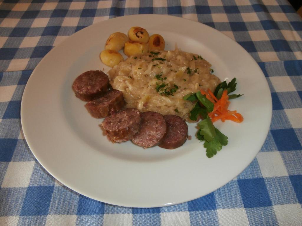Jídlo v hotelu nebo okolí