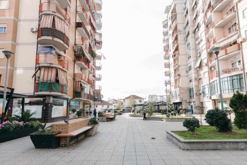 Budova, kde se aparthotel nachází