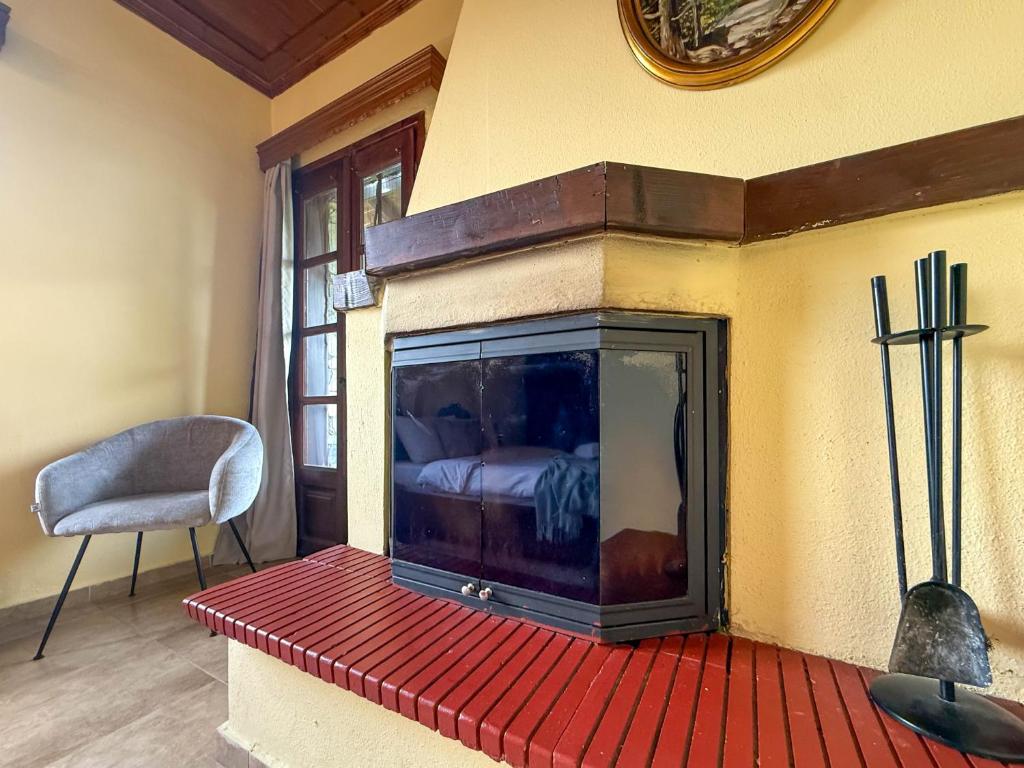 Pliades Traditional Guesthouse - 8