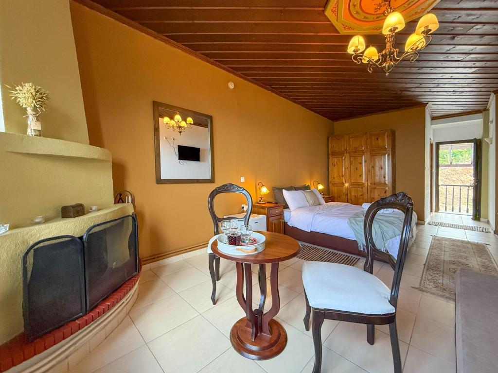 Pliades Traditional Guesthouse - 19