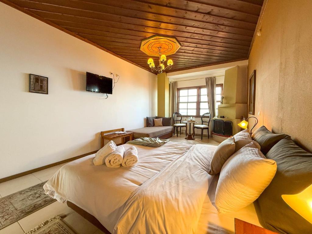 Pliades Traditional Guesthouse - 17