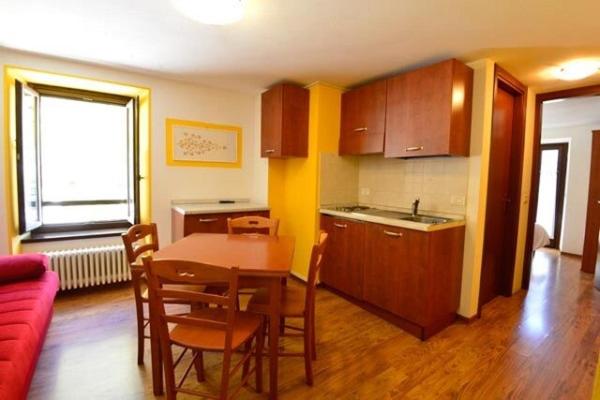 Kuchyň nebo kuchyňský kout v ubytování Indren Hus