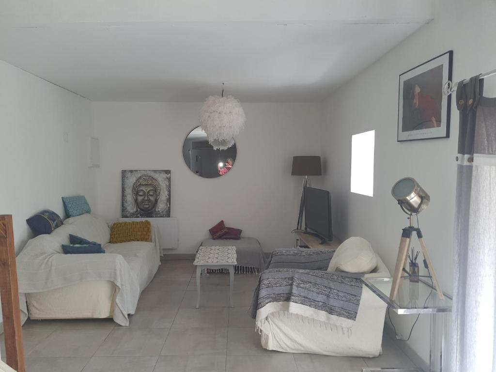 Posedenie v ubytovaní Appartement duplex 4 personnes