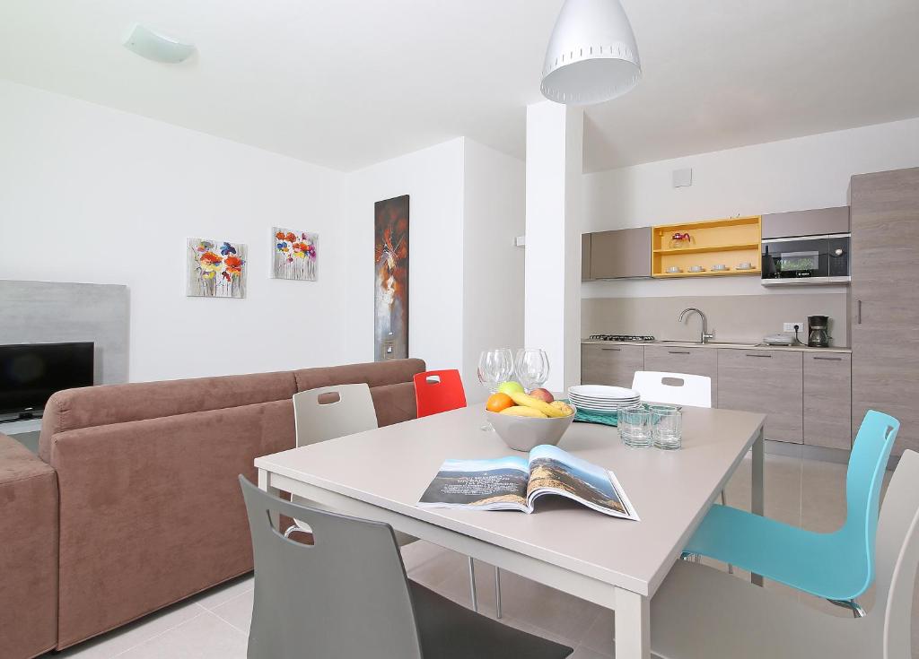 Kuchnia lub aneks kuchenny w obiekcie Villa T14
