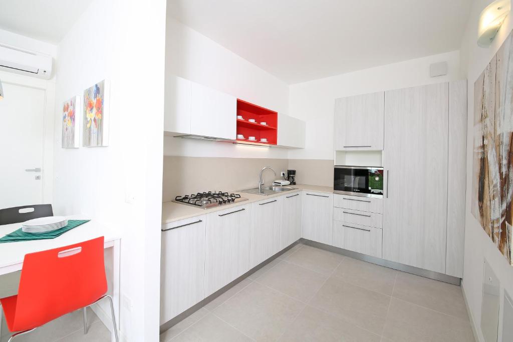 Kuchnia lub aneks kuchenny w obiekcie Villa T14
