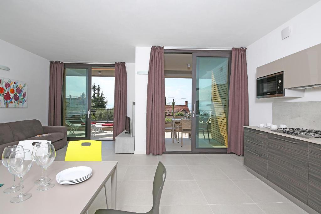 Kuchnia lub aneks kuchenny w obiekcie Villa T14