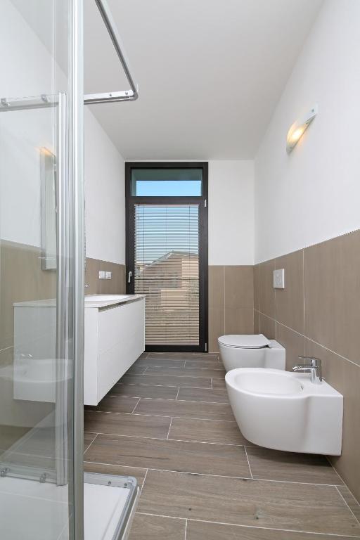 Łazienka w obiekcie Villa T14
