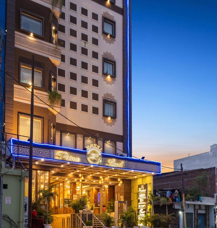 Budova, kde se hotel nachází