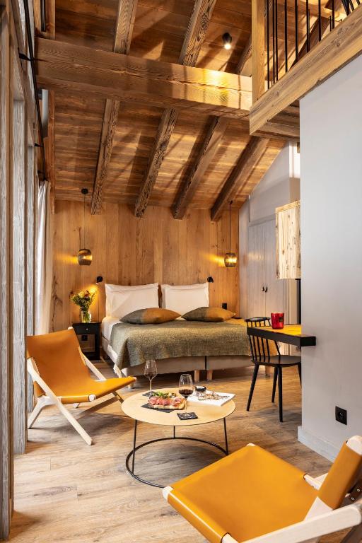 Posezení v ubytování Hotel MONT-BLANC VAL D'ISERE