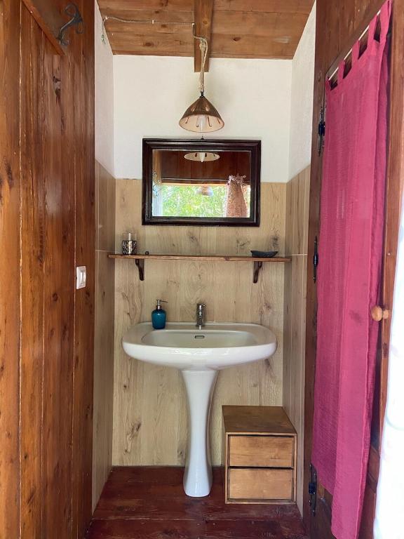 Kúpeľňa v ubytovaní Podere di Maggio - Glamping tent 3