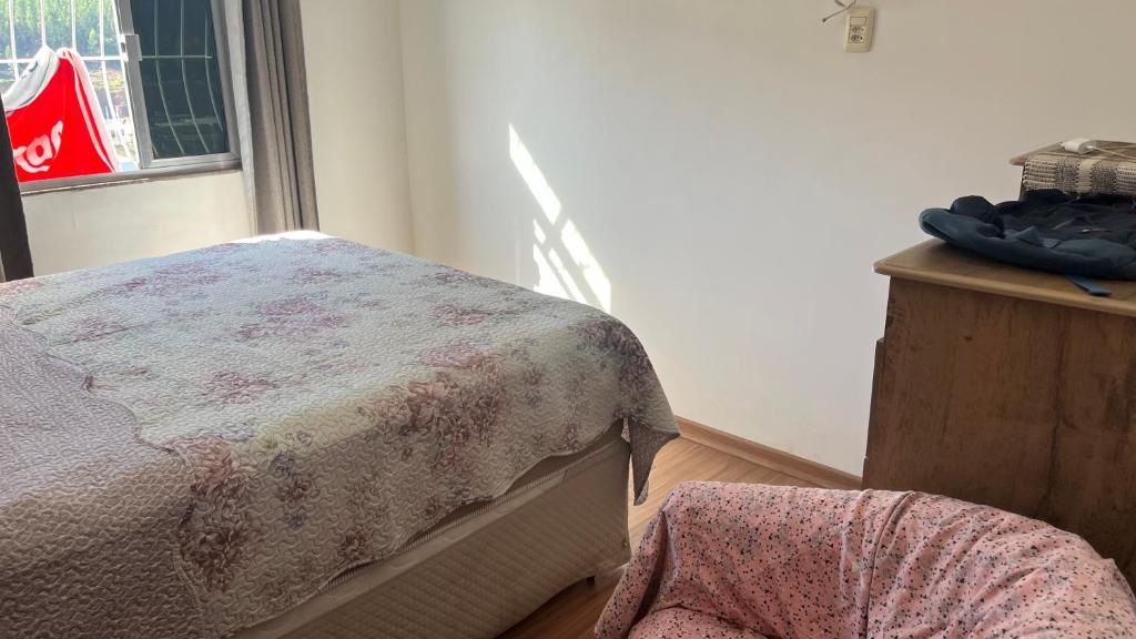 Un ou plusieurs lits dans un hébergement de l'établissement Apartamento 201