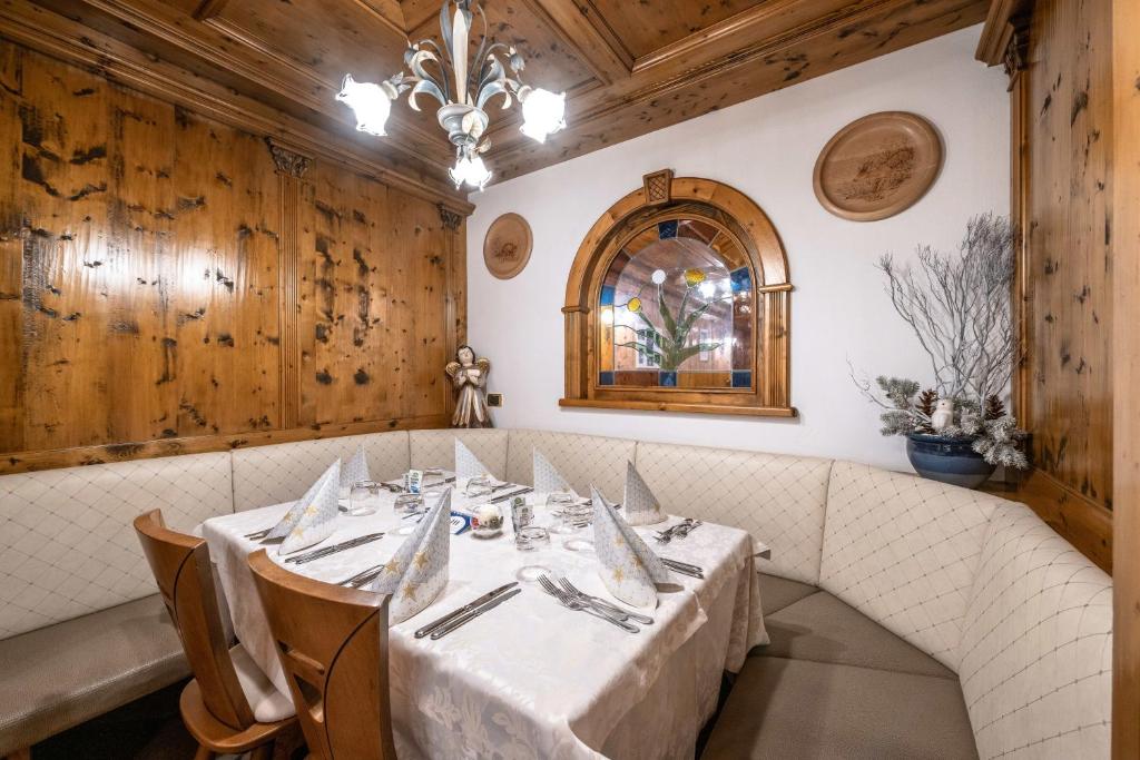 Fotografie z fotogalerie ubytování EL CIASEL v destinaci Canazei