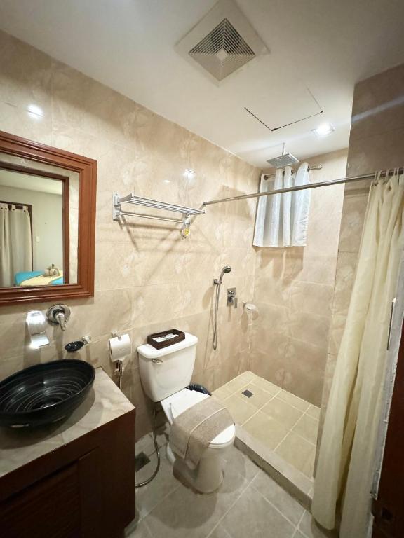 Koupelna v ubytování White Beach Suites Boracay