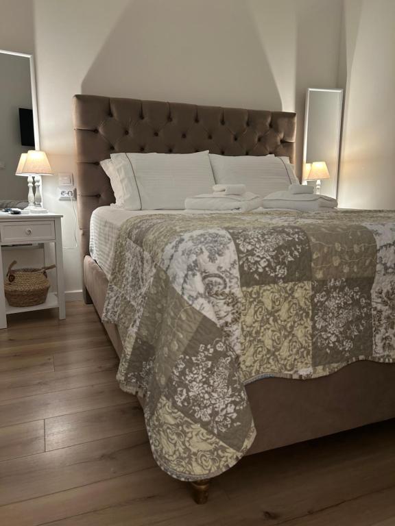 Postel nebo postele na pokoji v ubytování 1571_ SUITES A2