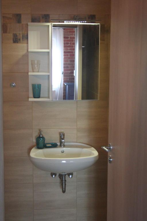 Koupelna v ubytování Malomkő Apartman