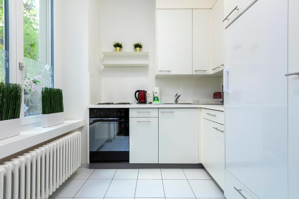 KAYA Zurich Apartment GOLD - Downtown Deluxe Sudio Apt - Resim 8