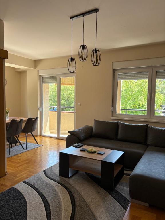 Predel za sedenje v nastanitvi Apartment #2