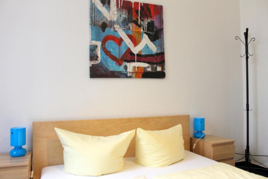 Postel nebo postele na pokoji v ubytování Pension Central Hostel Berlin