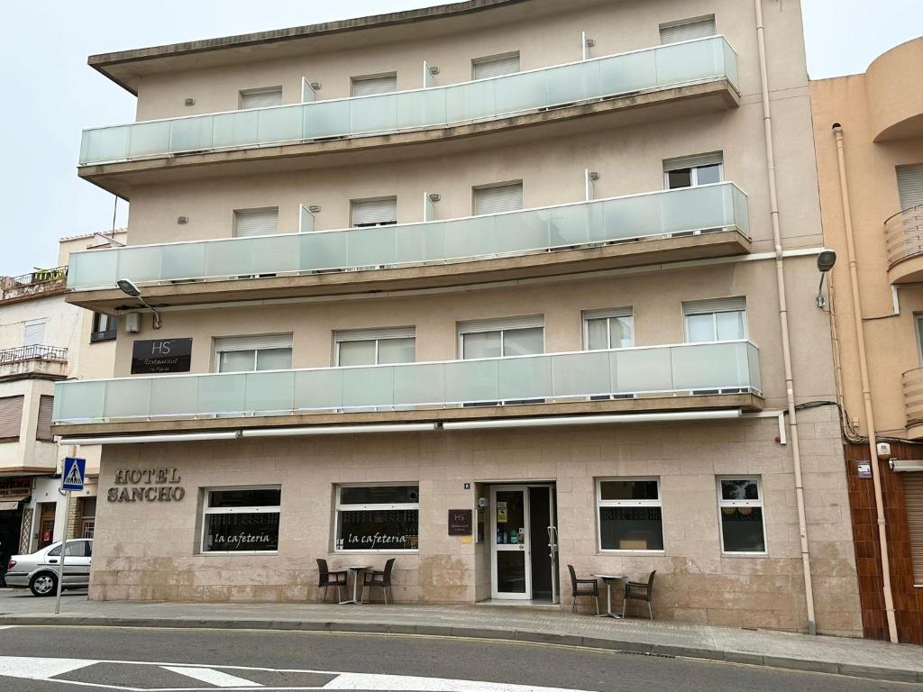Budova, kde se hotel nachází