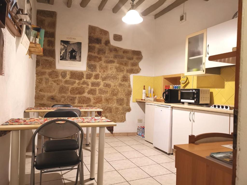 Kuchyň nebo kuchyňský kout v ubytování Camere la torre