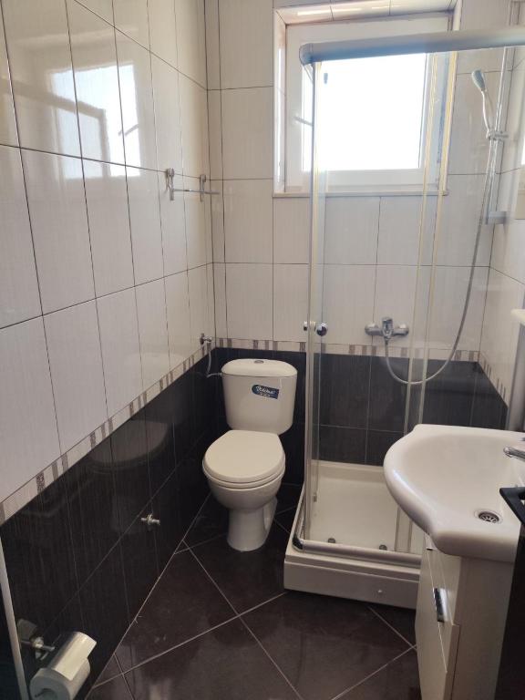 Vannituba majutusasutuses Apartmani590