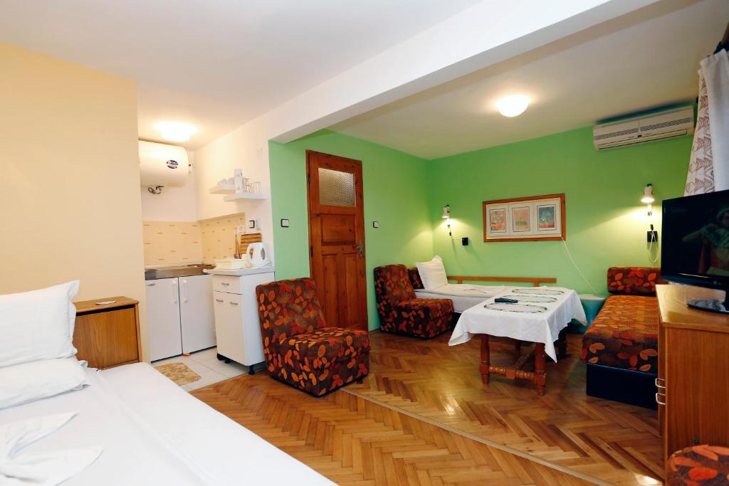 Valchevi Apartments
