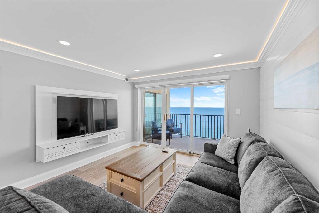 Picture Idea: Extraordinary Oceanfront Penthouse Unit 1209 Ocean City Updated