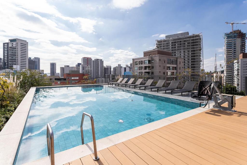 Onze22 by Viva - Estúdios Modernos a 400m do Metrô Vila Madalena com Piscina no Rooftop