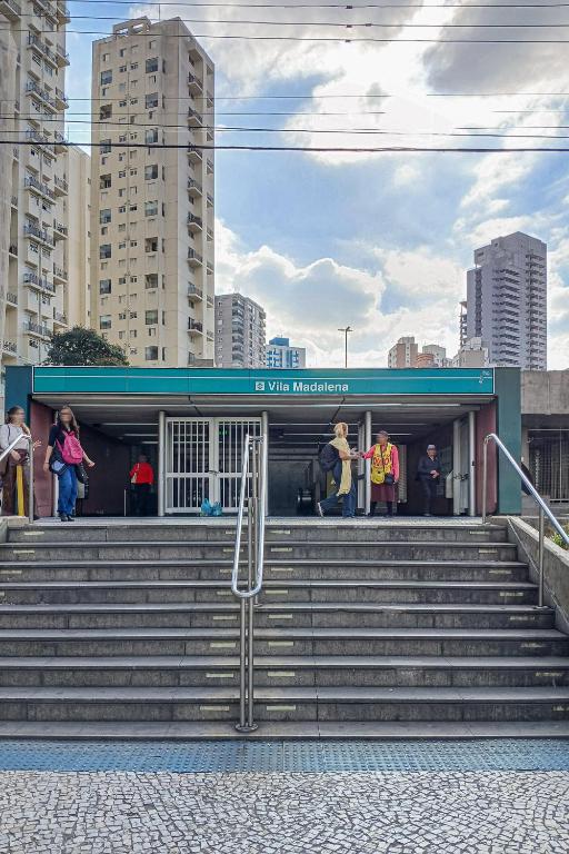 Onze22 by Viva - Estúdios Modernos a 400m do Metrô Vila Madalena com Piscina no Rooftop