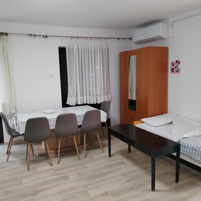 Posezení v ubytování Mondeno apartments