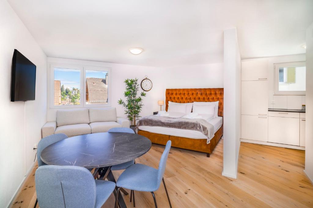 Postel nebo postele na pokoji v ubytování EH Apartments Urban