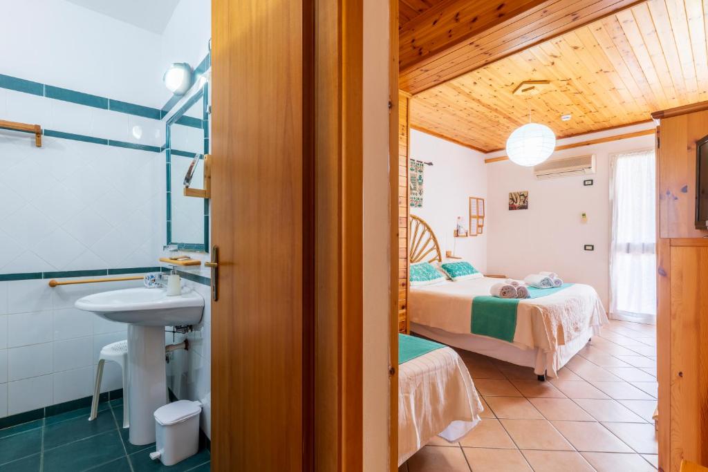 Koupelna v ubytování Domus De Janas Sul Mare
