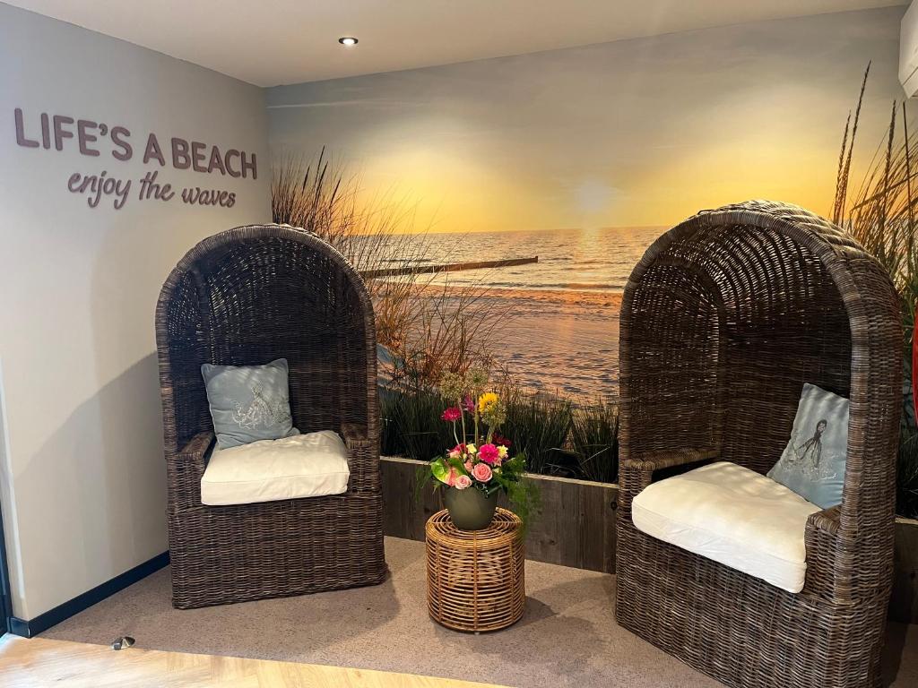Posezení v ubytování Beachfront Boutiquehotel