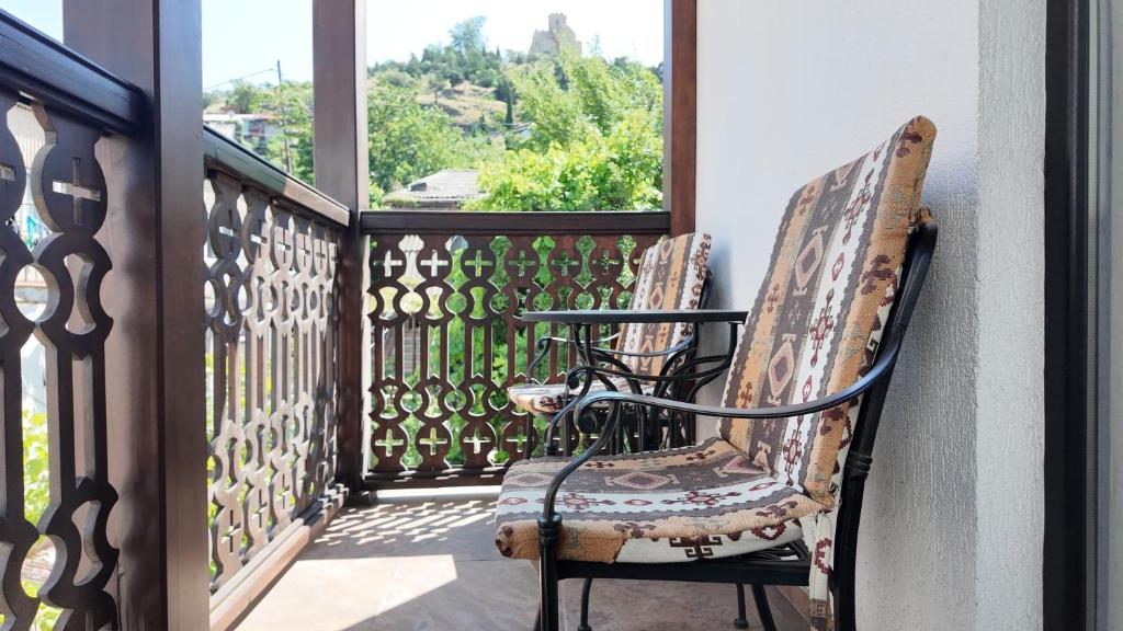 Balkón nebo terasa v ubytování Metekhi Line Hotel